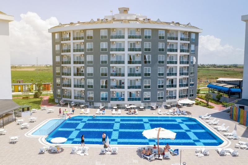 Royal Towers Hotel Lara Анталья Экстерьер фото