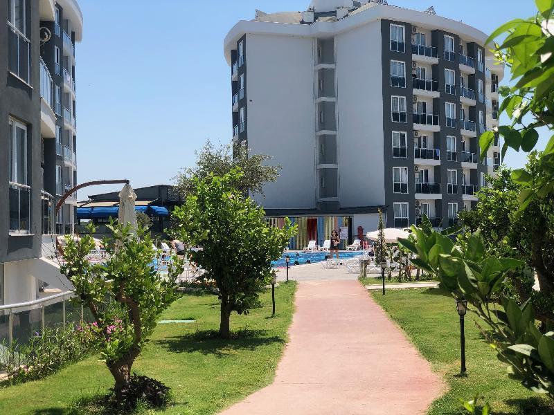 Royal Towers Hotel Lara Анталья Экстерьер фото